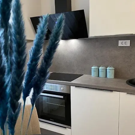 Moon Апартаменты *