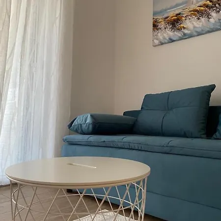 Moon Apartment