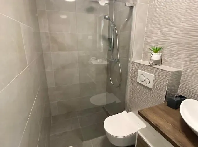 Moon דירה טרוגיר